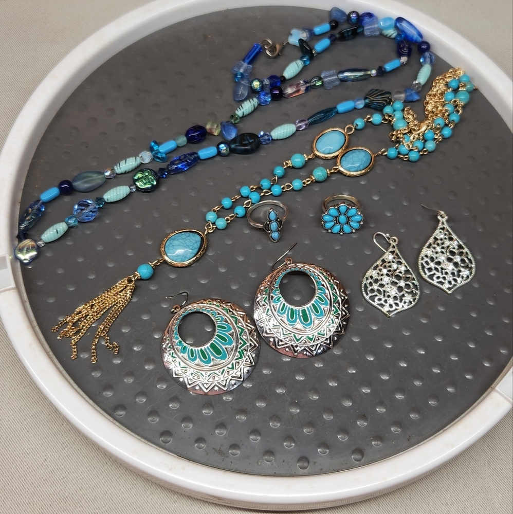 Silver and Turquoise Jewelry Set
